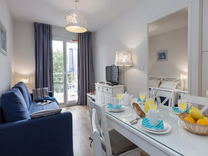 Maisonette by Hourtin-Carcans Lake - Image 1