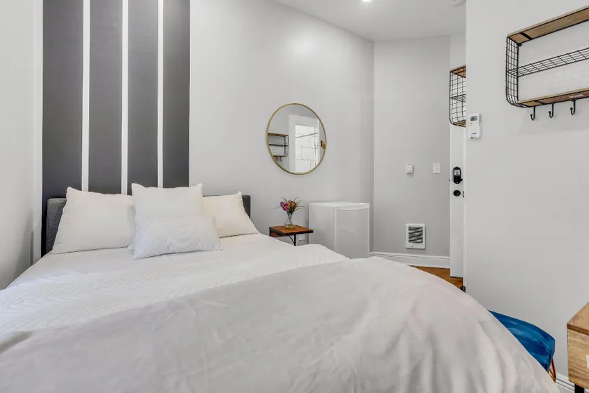 W Oxford St Gem 2b Apartmnt Central City - Image 1