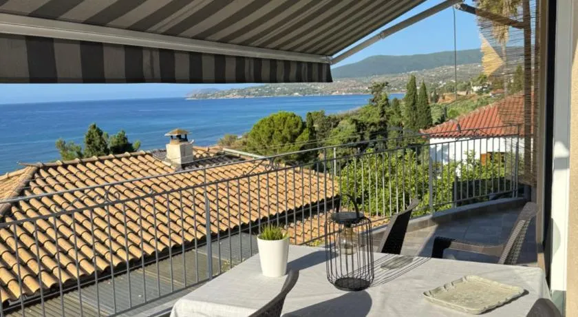 Koroni Dream House - Image 1