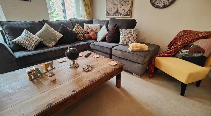 Frankland - Emsworth Harbour 3 Bedroom House - Image 1