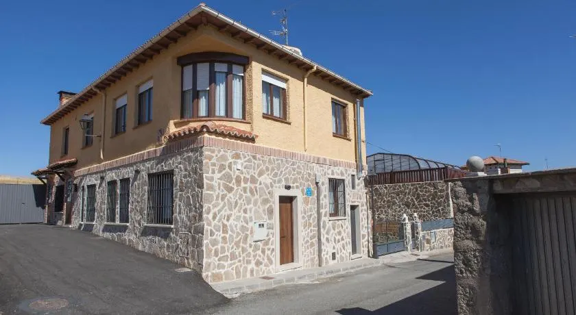 Casa Rural El Mendrugo - Image 1