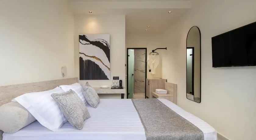 Phos Luxury Living - Image 1