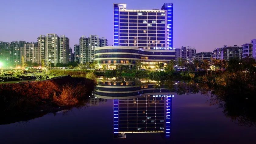 Yuanzheng Qizhen Hotel - Image 1