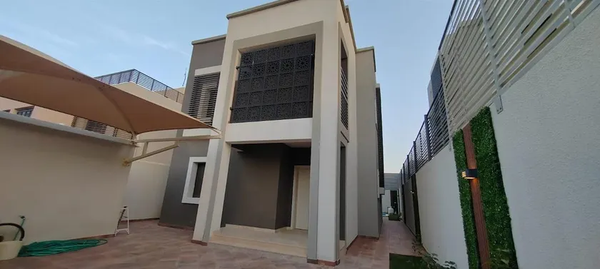 remal suburb villa - Image 1