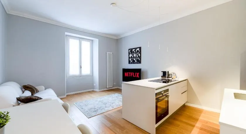 Bramante Luxury Apartments by InnStay - Image 1