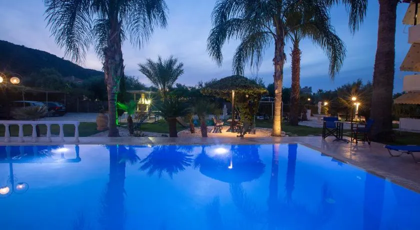 Villa Dimitris Apartments & Bungalows - Image 1
