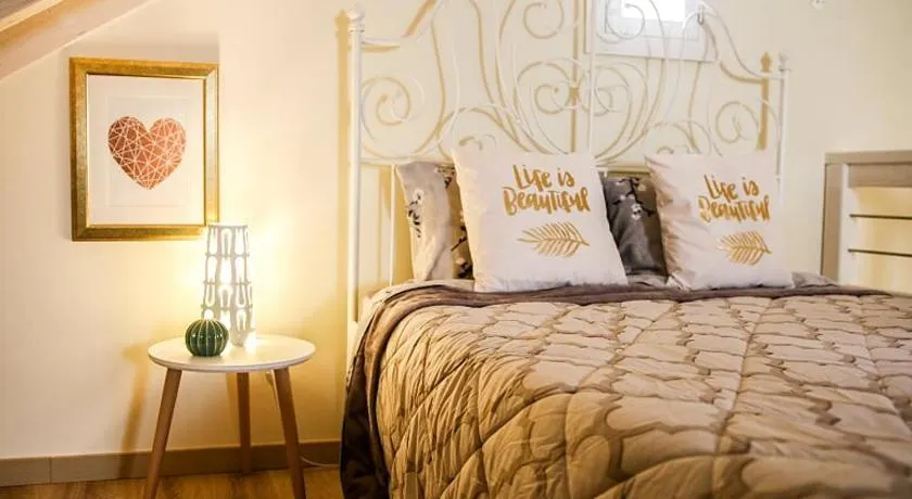Quebra Costas Rooms Torres Vedras - Image 1
