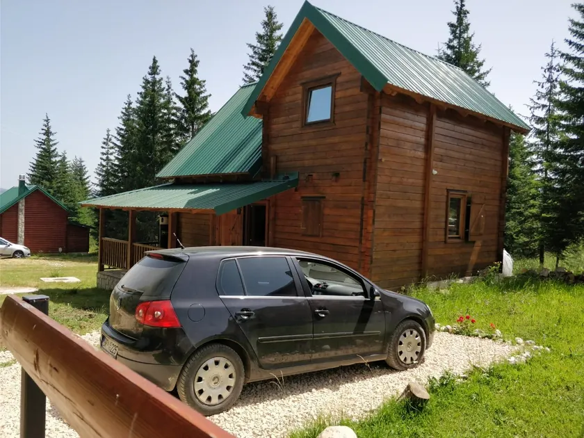 Vikendica Bianka u selu Uskoci - Image 1