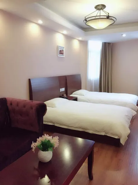 Chengxi Hotel - Image 1