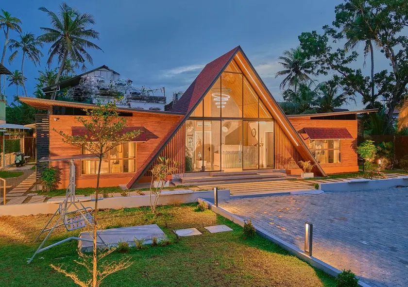 Kayal Cove Premium Pool Resort & Houseboats Alleppey By VOYE HOMES - Image 1