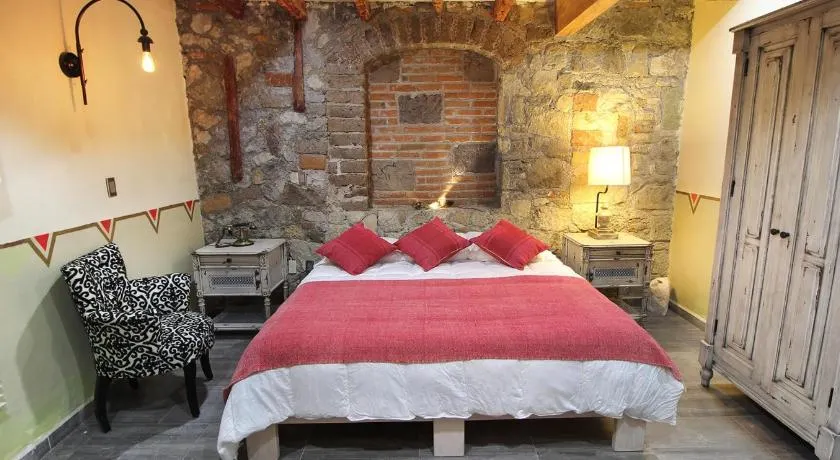 Alondra Hotel Boutique - Image 1