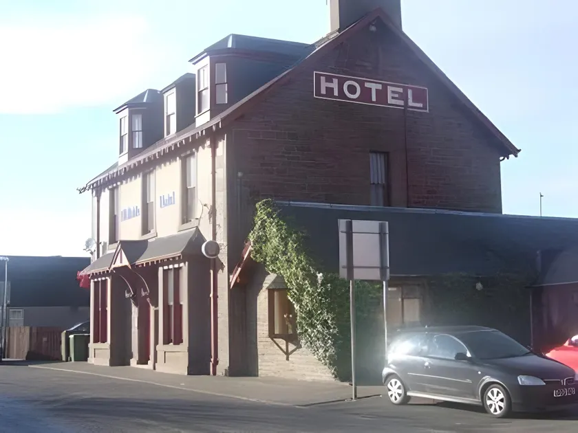 The Hillside Hotel & Restaurant - Image 1