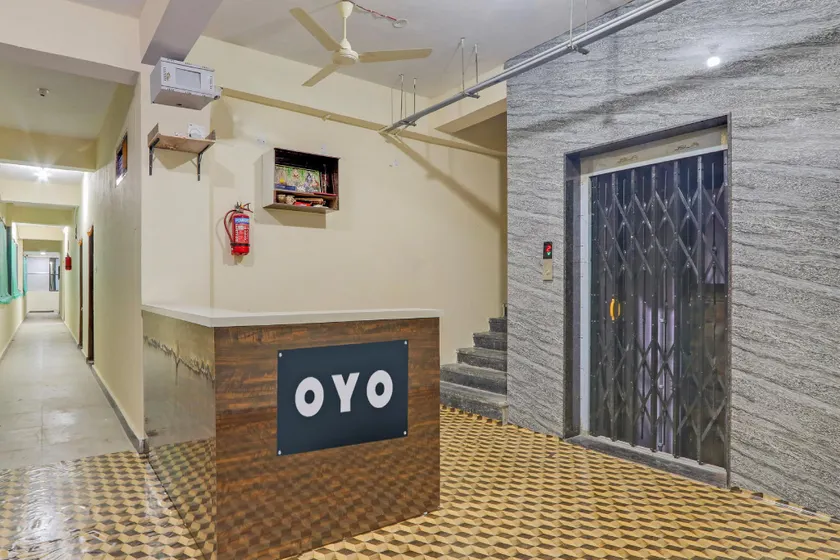 OYO Sri Balaji Lodge - Image 1