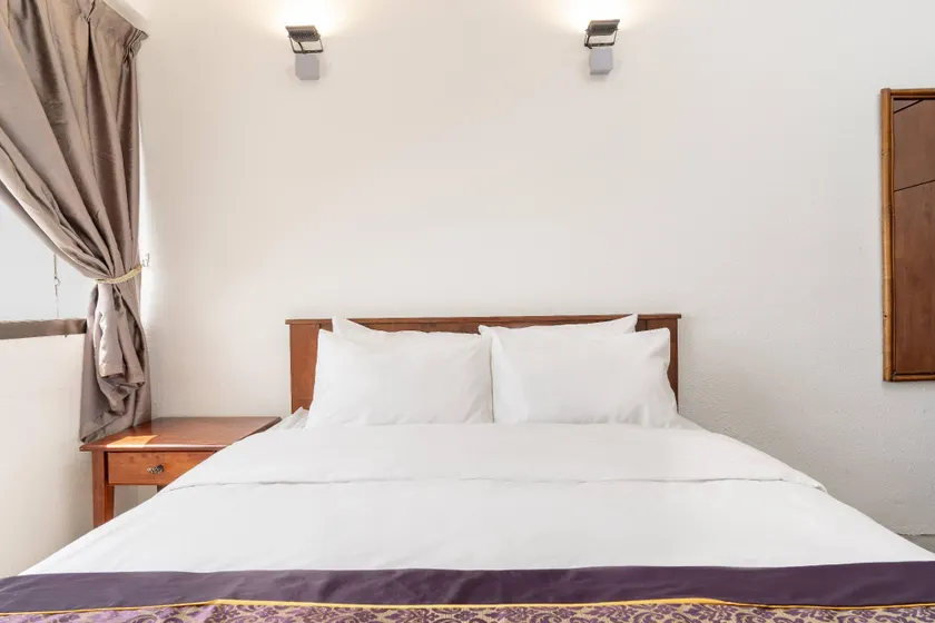 Pantai Seaview Resort Batu Ferringhi 1801 - 3 Rooms - Image 1