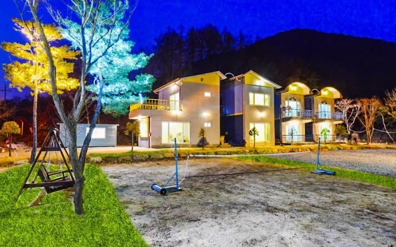 Jecheon Neunggangsong Pension - Image 1