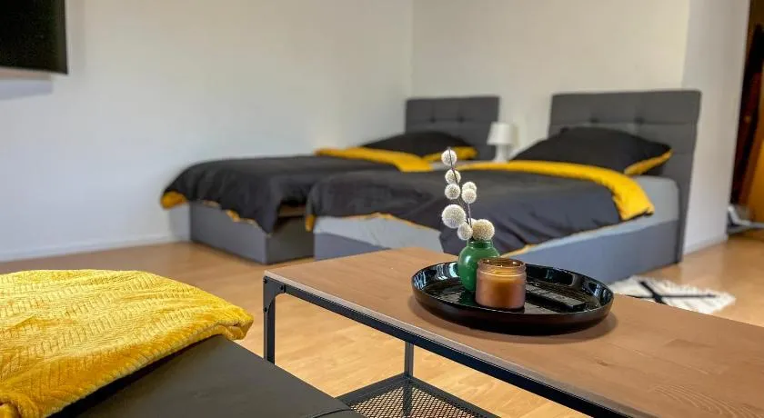 03 Schöne moderne Wohnung mit Smart Tv - Image 1