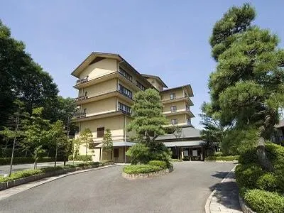 Suzume no Oyado Isobekan - Image 1