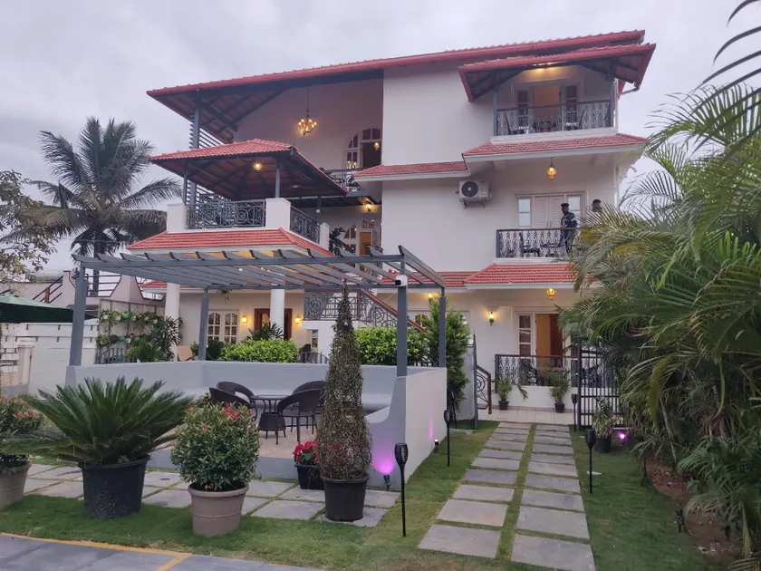 Elegant holiday homes Coorg - Image 1