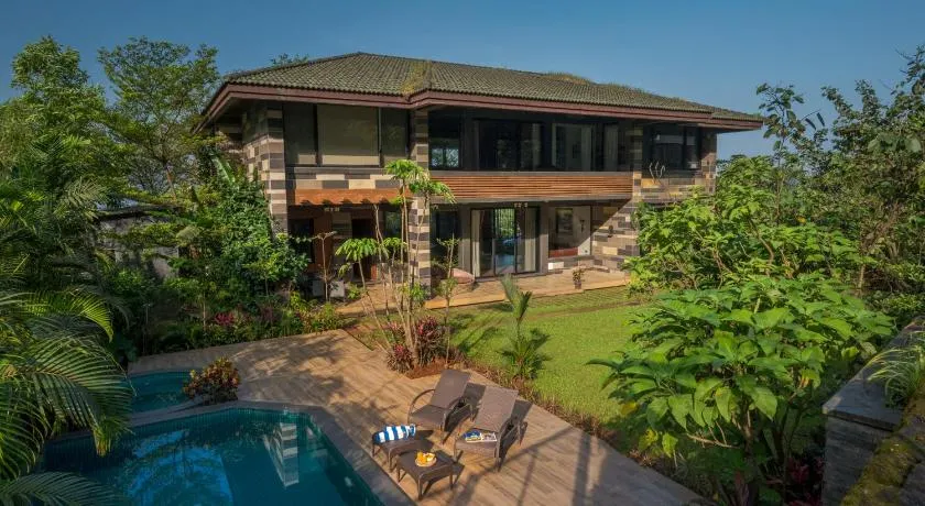 SaffronStays Rockford Manor - Image 1