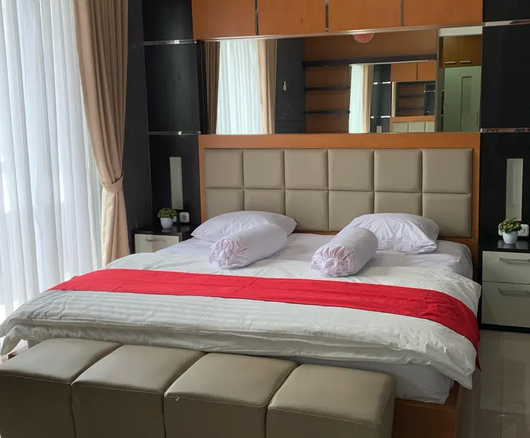 Platinum Setramurni Guest House Bandung 3BR - Image 1