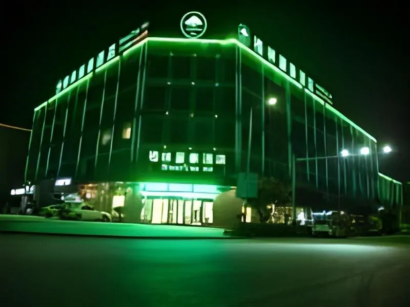 Greentree Inn Bozhou Lixin District Huishang Market Business Hotel - Image 1