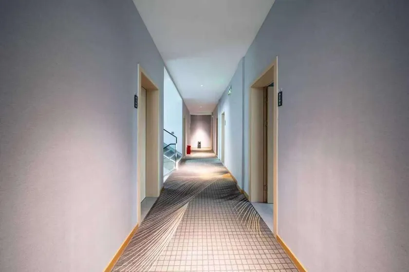 Ninghai Yimen Business Hotel - Image 1