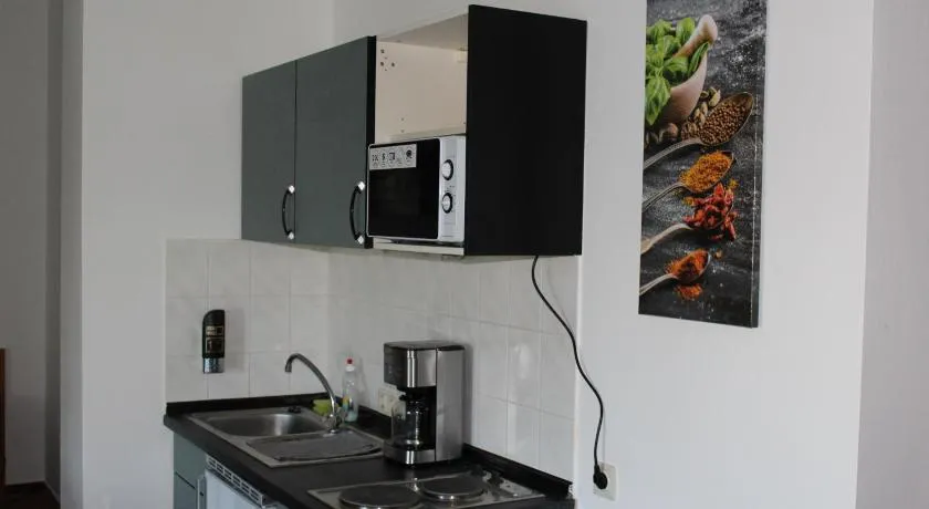 Apartment Hotel 24h Check-in, Free Parking and WiFi - Image 1