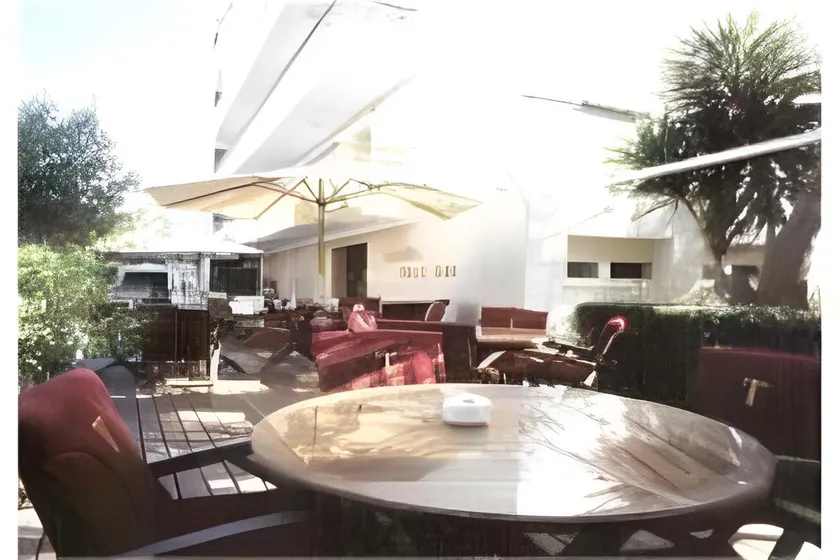 Hotel Tolosa - Image 1