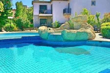 Larnaka Beach House 3 - Image 1
