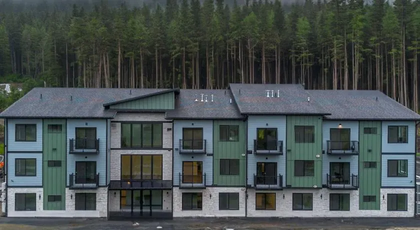 Affordable Luxury With Views A305 - Image 1