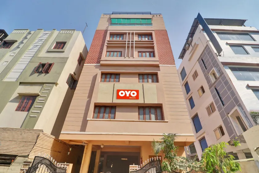 Hotel O R Square - Image 1