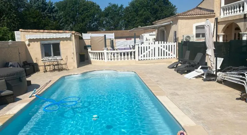 Villa Cigales, piscine et Clim - Image 1