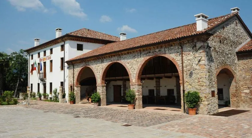 Hotel Albergo al Sole - Image 1