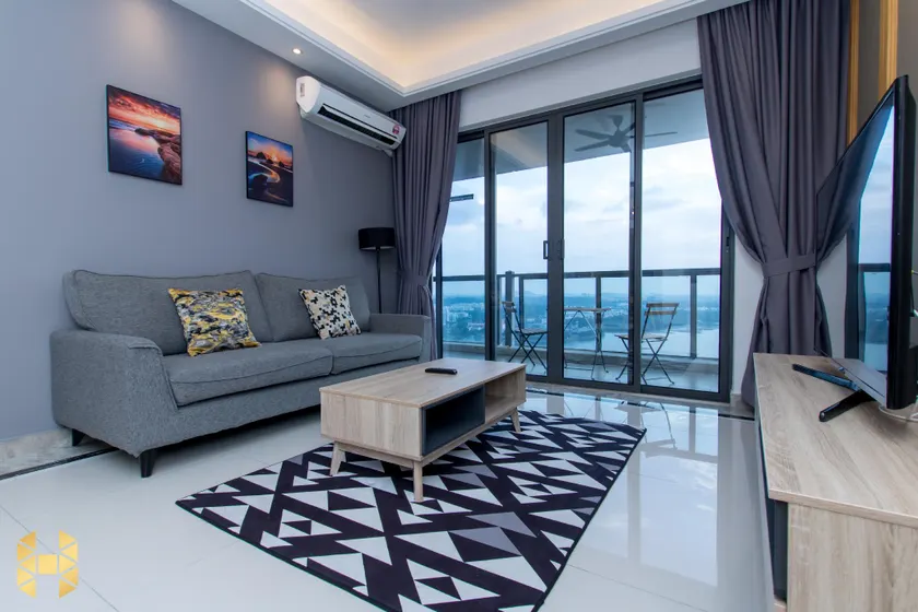 R&F Princess Cove CIQ Premium Sea & City view Suites by NEO - Image 1
