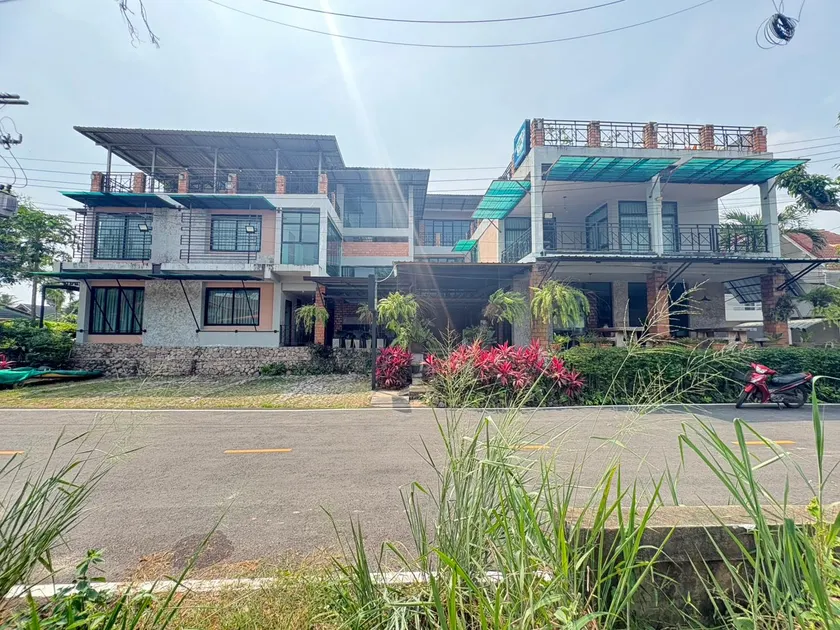 Moonrise Villa - Image 1