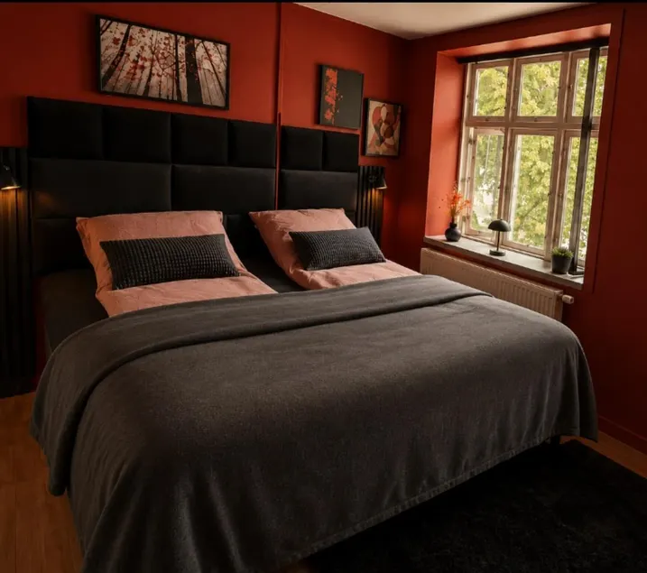 4Seasons - Vermillion Autumn Suites - Image 1