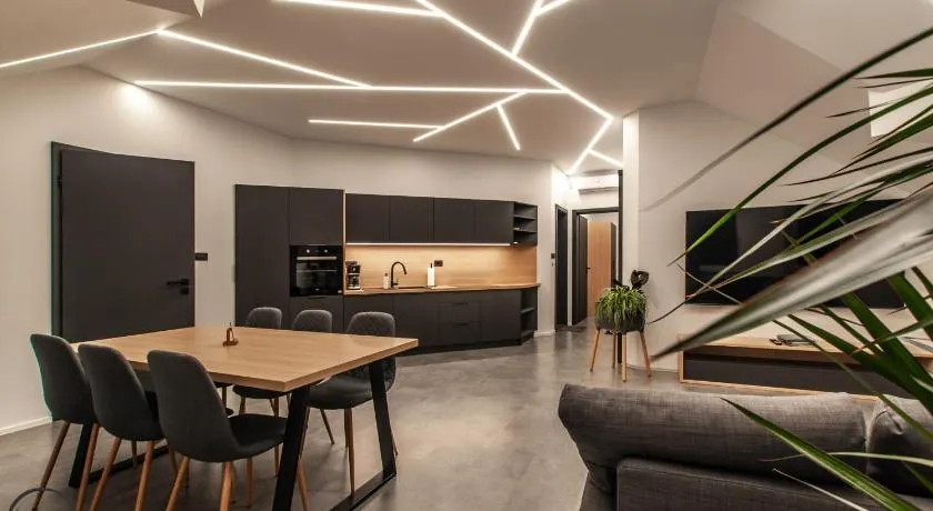 Cozy Little Apartments - Image 1