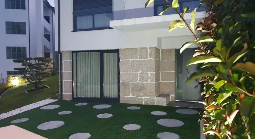 PIMENTA FOUR HOUSE - Image 1