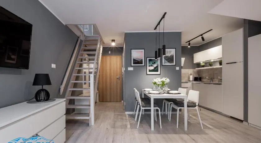 Apartamenty Sun&Fun Rezydencja Parkowa Nadrzeczna 3D i 3E -blisko centrum, dworca PKP w otoczeniu zieleni - Image 1