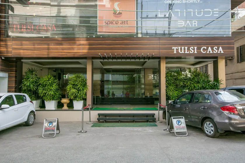 Hotel Tulsi casa - Image 1