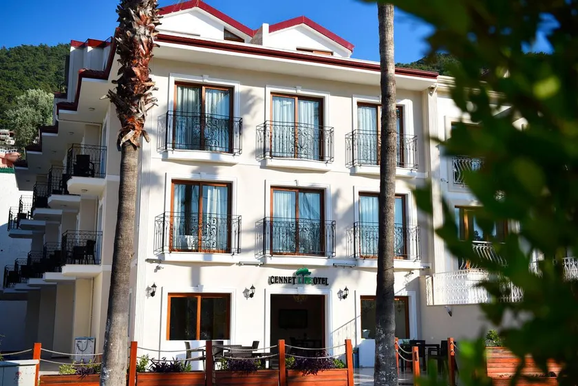 QS Cennet Life Hotel - Image 1