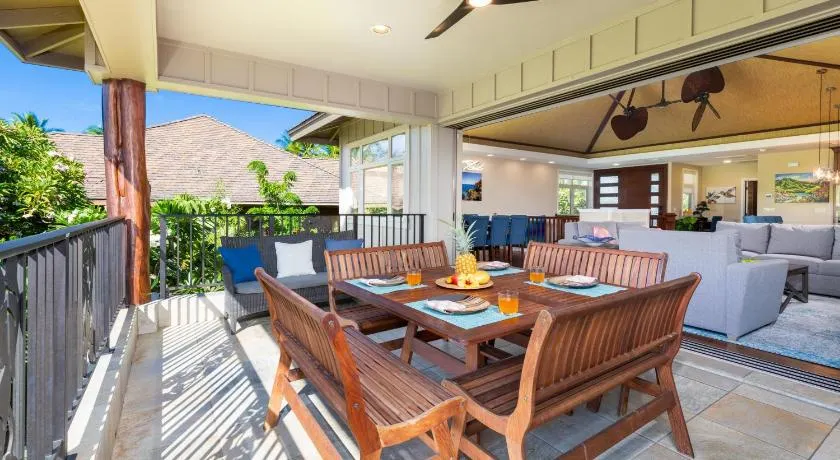 ❤PiH❤ SERENITY VILLA Resort Pool Waterslide Pass Bikes Beach Club Included - Image 1