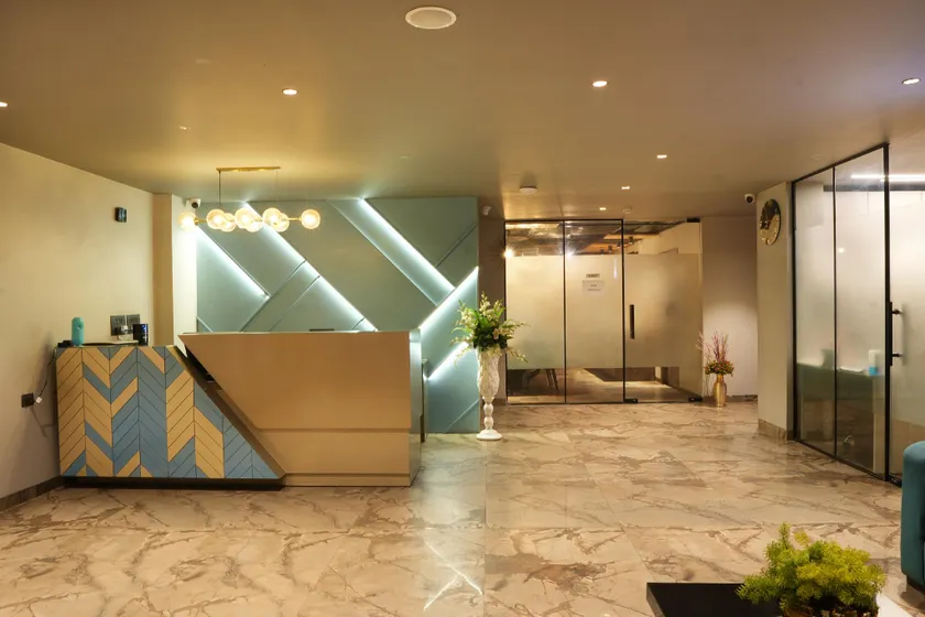 METRO STUDIOS - Image 1