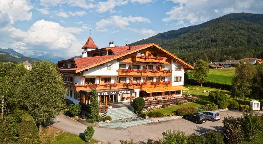 Hotel Markushof 3***S - Image 1