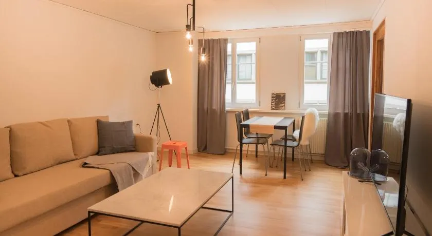 Stylish Apartment in the Heart of Zug by Airhome - Image 1