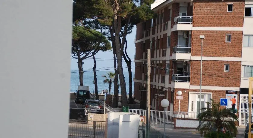 Apartamento acogedor en Cambrils a 100m de la playa - Image 1