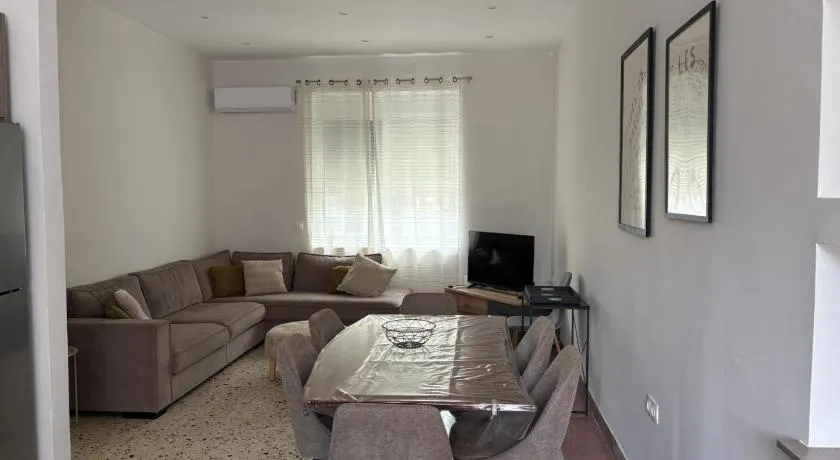 Katie's House - Image 1