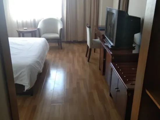 Sihai International Hotel - Image 1