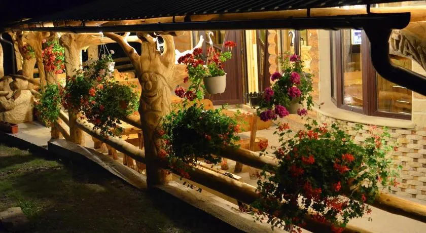 Taverna Ceahlau - Image 1