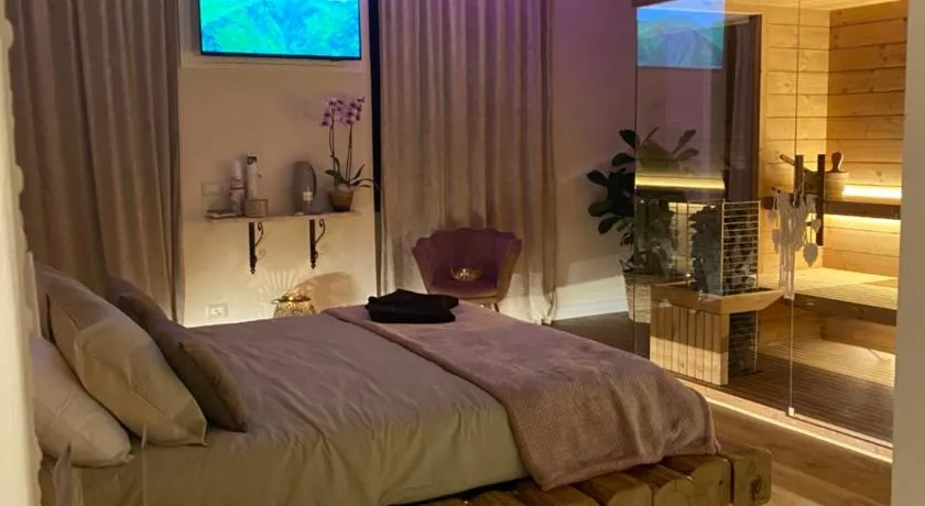 Love Space Sensory Spa & relax suite - Image 1